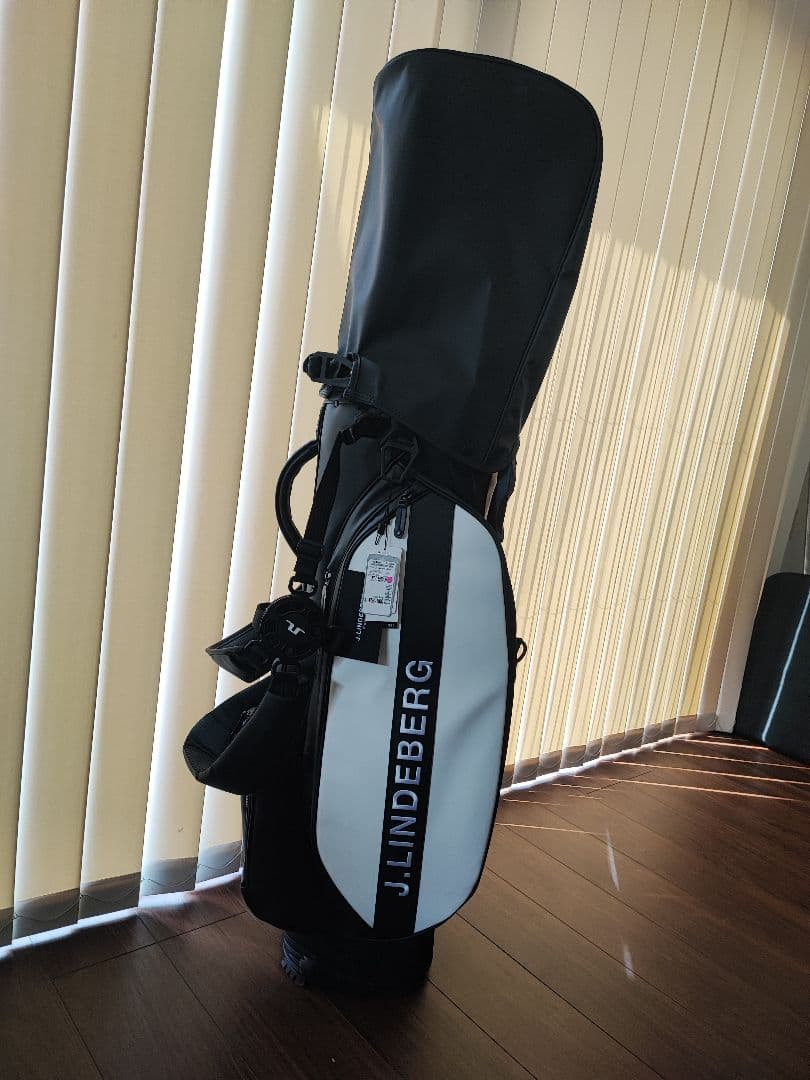 新品　未使用　J.LINDEBERG 　リンドバーグ　キャディバッグ 　ベゼル