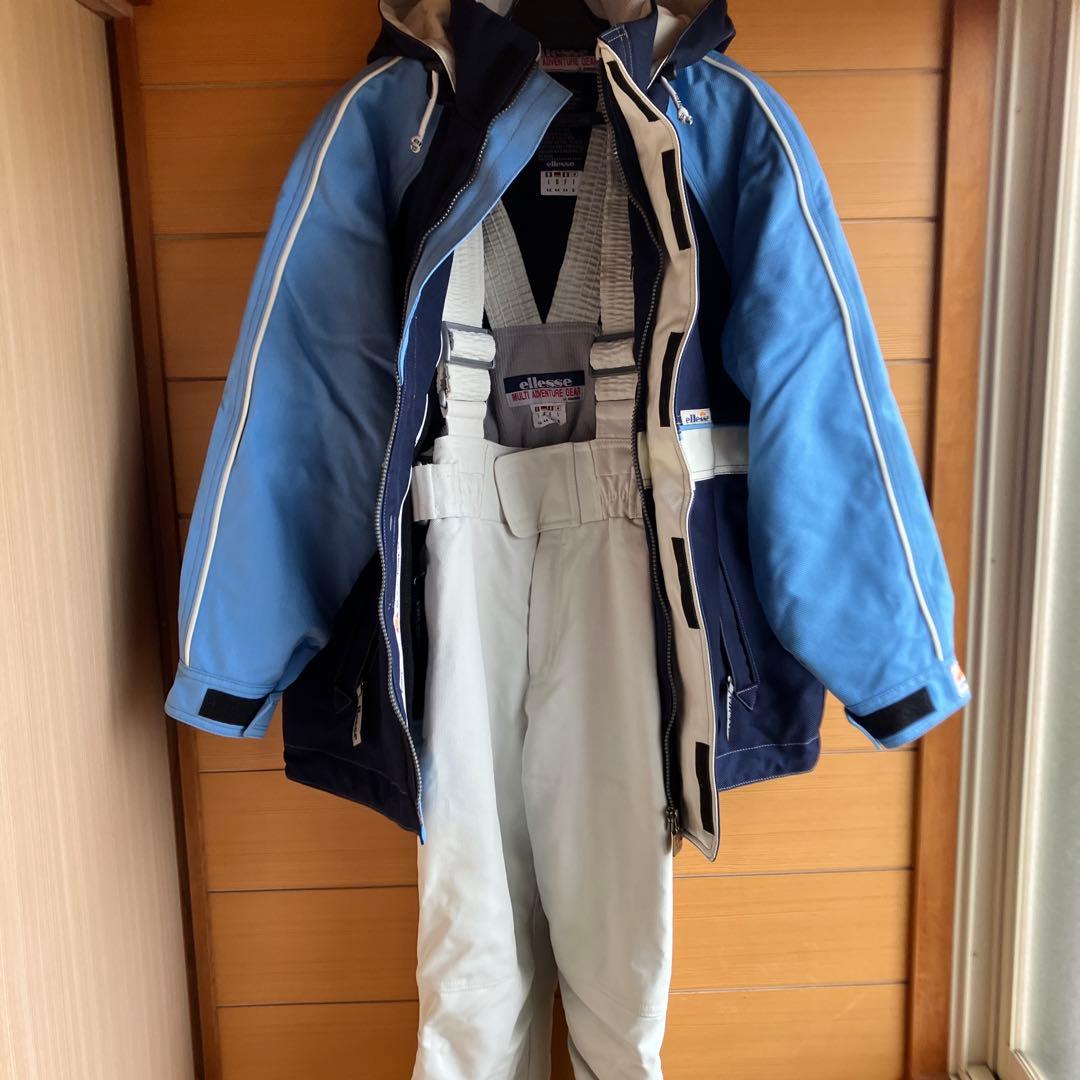 美品ellesse スキースノーボードウェア上下セットSサイズ　手袋付き