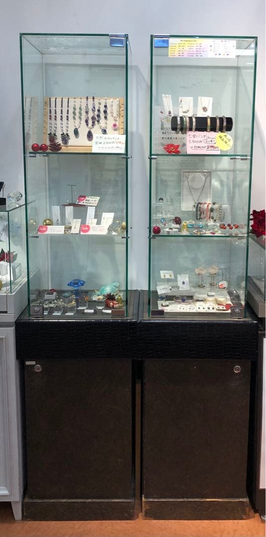 Rear　鍵付きガラスショーケース 2段式