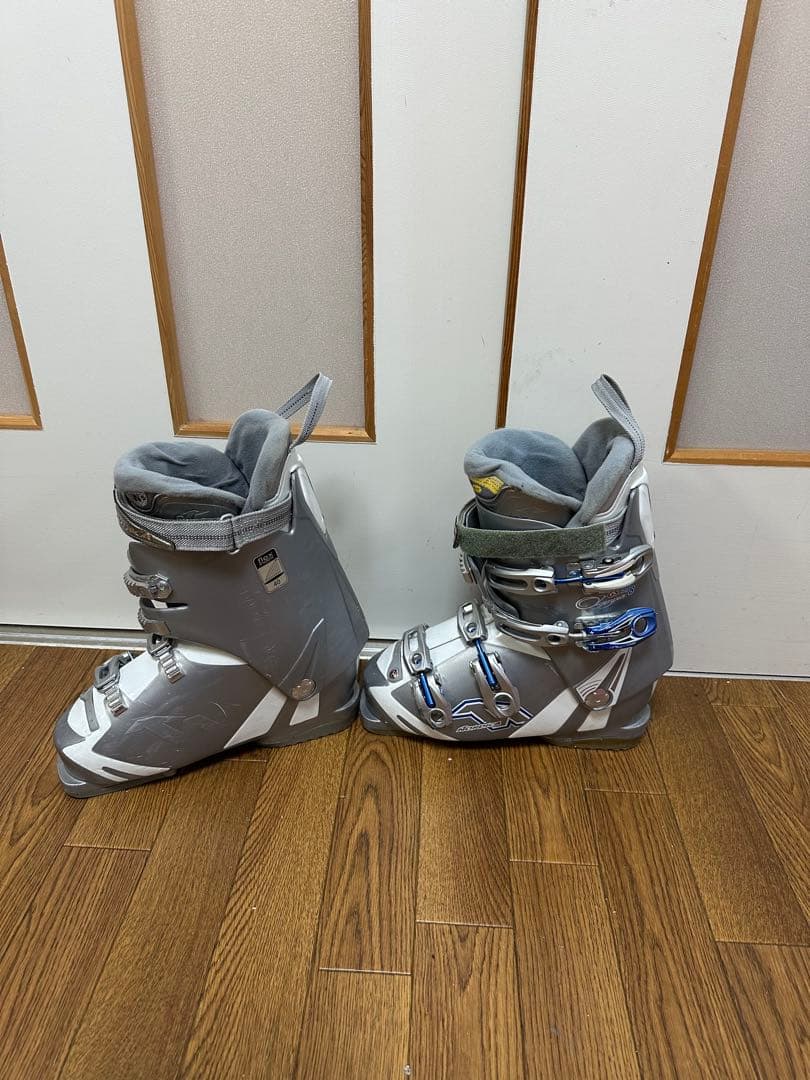 Hart ハート レディース カービングスキー 146cm スキー板、ブーツ