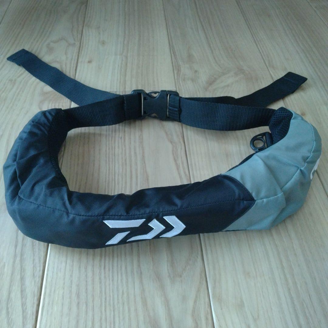 ダイワ　インフレータブルライフジャケット（DF-2709）