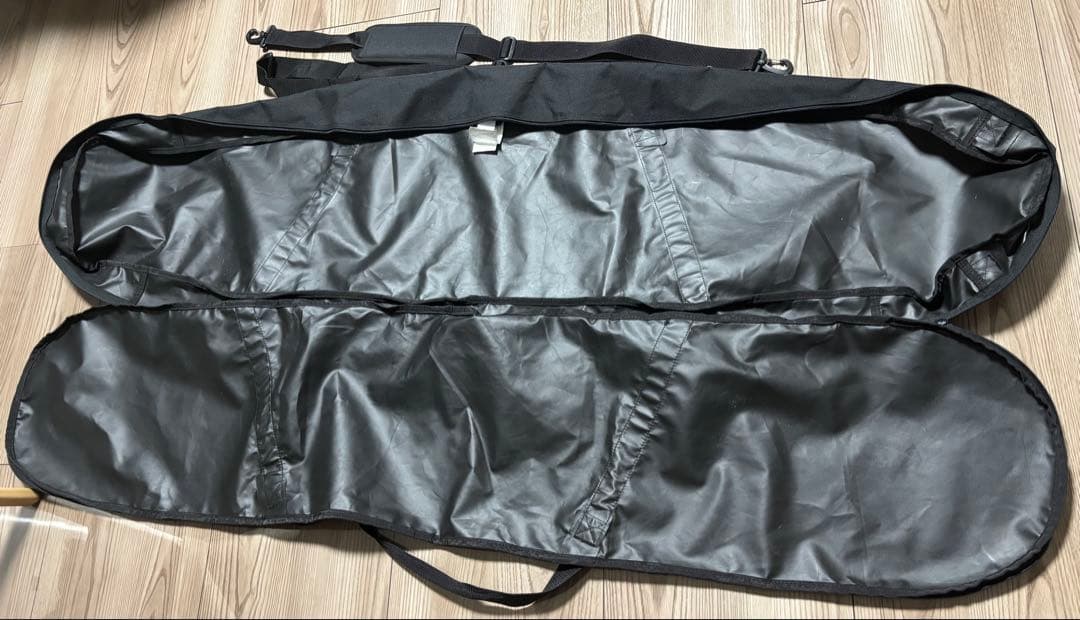 Burton スノーボードバッグ 黒　156cm