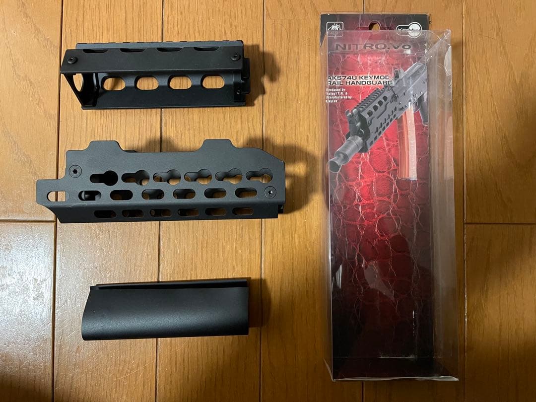 東京マルイ　次世代電動ガン　LayLax AKS74U ハンドガード