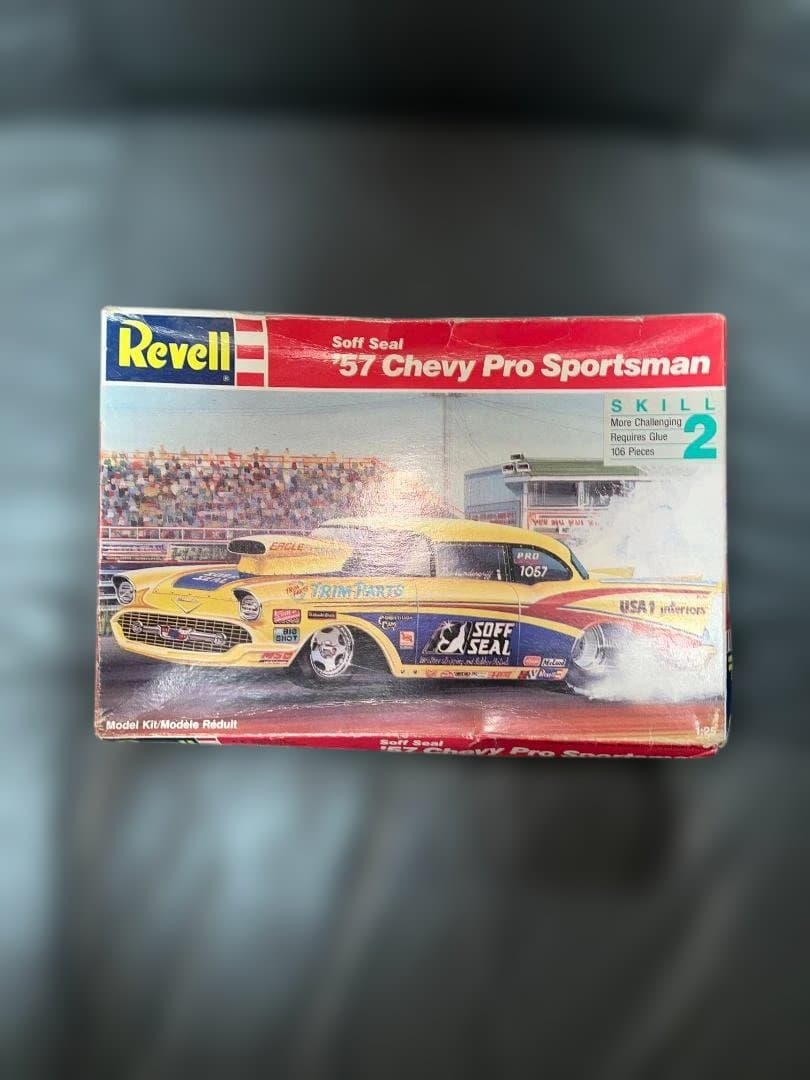 レベル 1/25 マスタング & '57シェビー プラモデル 2点セット 未組立