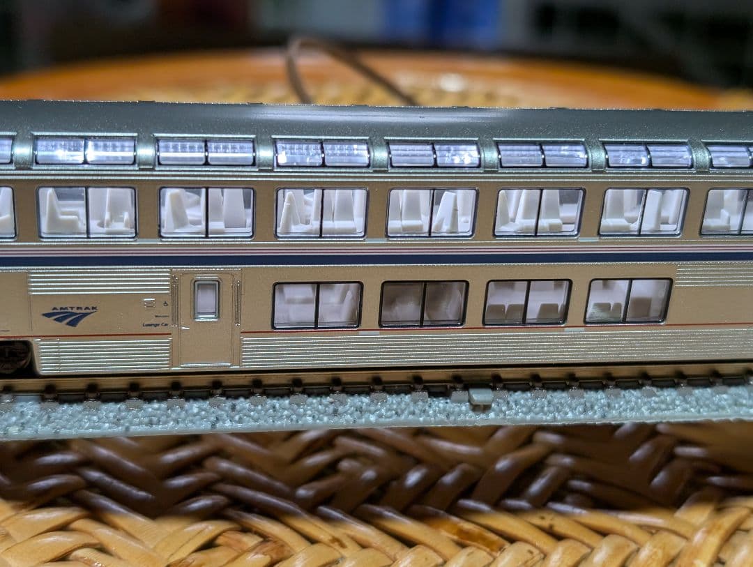 【匿名配送】KATO アムトラックスーパーライナー6両セット+チャージャーALC