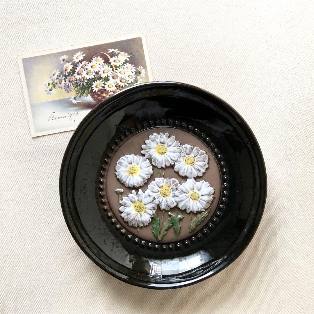 マーガレットの丸い陶板　レア／Jie Gantofta スウェーデン