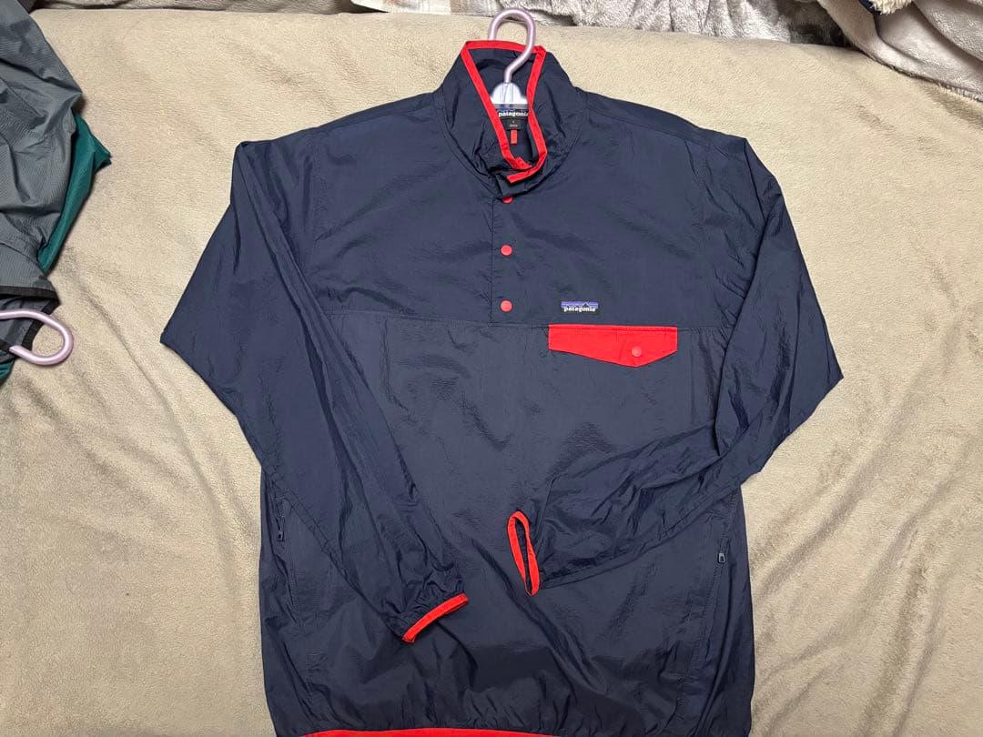 2着セット　patagonia メンズ・フーディニ・スナップT・プルオーバー