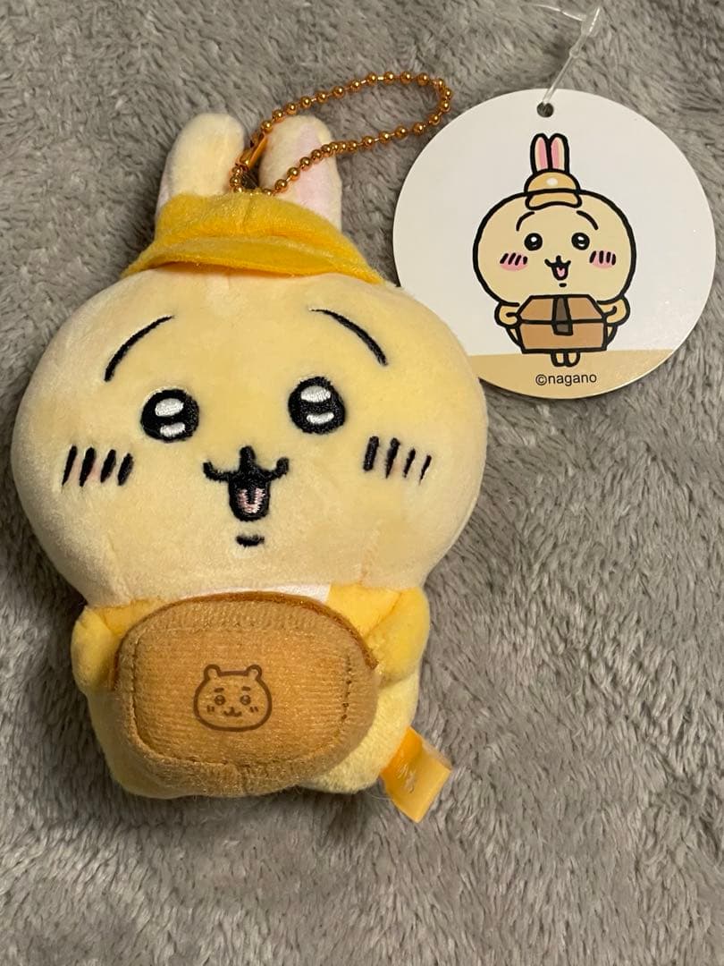 ちいかわマーケット　働くスタッフさんマスコット　うさぎ