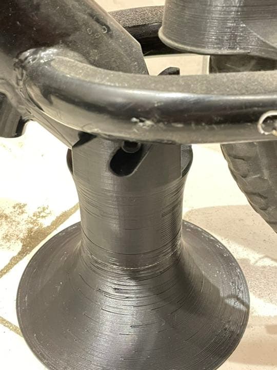 【新発売】ストライダー用　タワー型スタンド