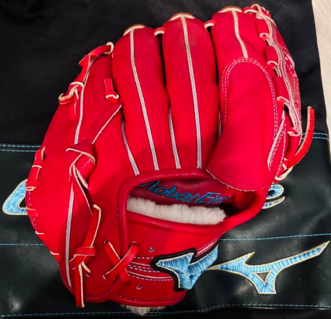 ミズノ　グローバルエリート　硬式野球グローブ 投手用　レッド