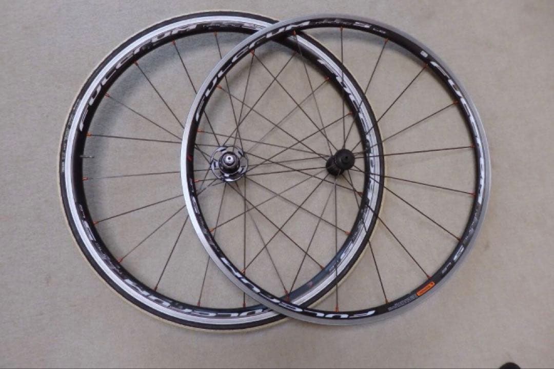 FULCRUM RACING5 LG 17C 11速スプロケ＆ローラー台用タイヤ