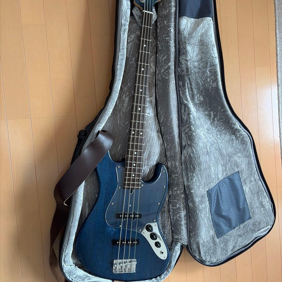 エレキベース ブルー 4弦 ケース付き