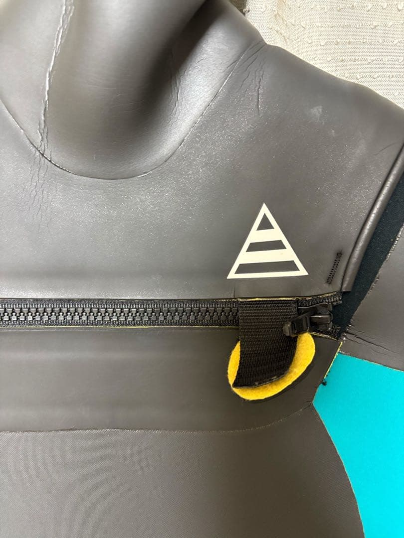 Reversal(リバーサル)5×3mm セミドライ レディースMサイズ相当