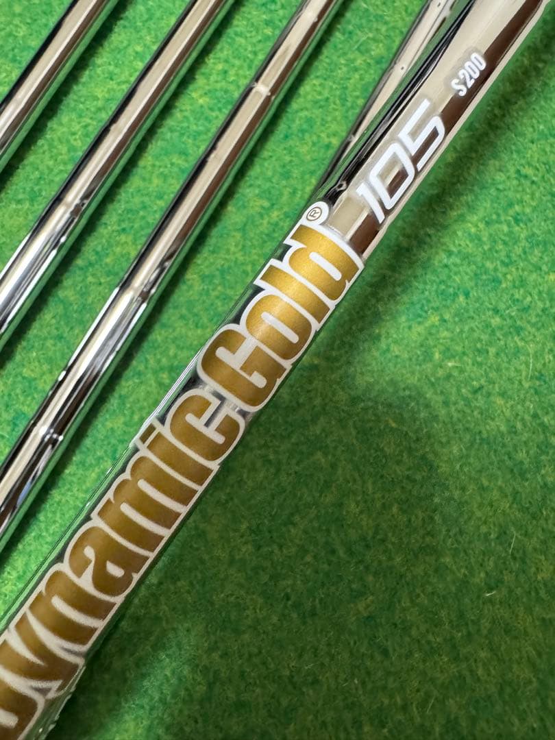 【ラウンド未使用】241CBアイアン5本(6-P) DG105