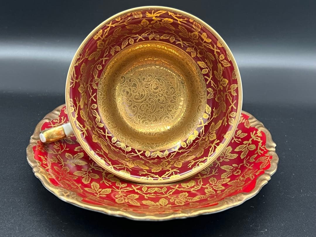 ティーカップとソーサー