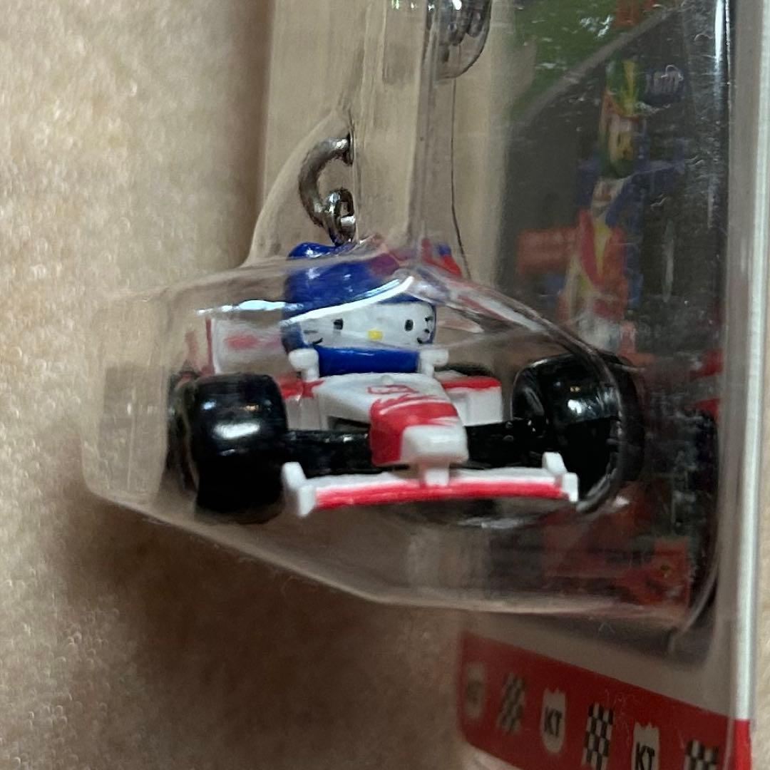 ハローキティ　サーキットバージョン　ストラップ2タイプ　2輪　4輪　バイク　F1