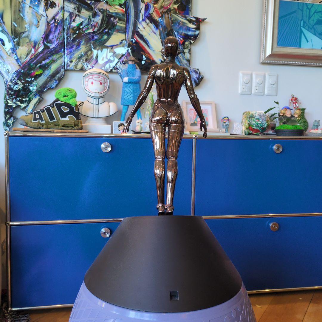 空山基Sexy Robot floating _1/4 scale black