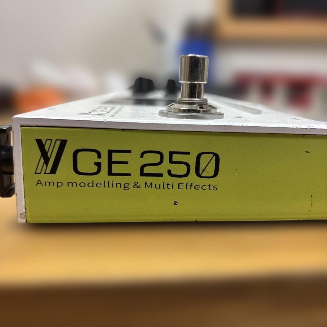 MOOER GE250 アンプモデリング マルチエフェクター