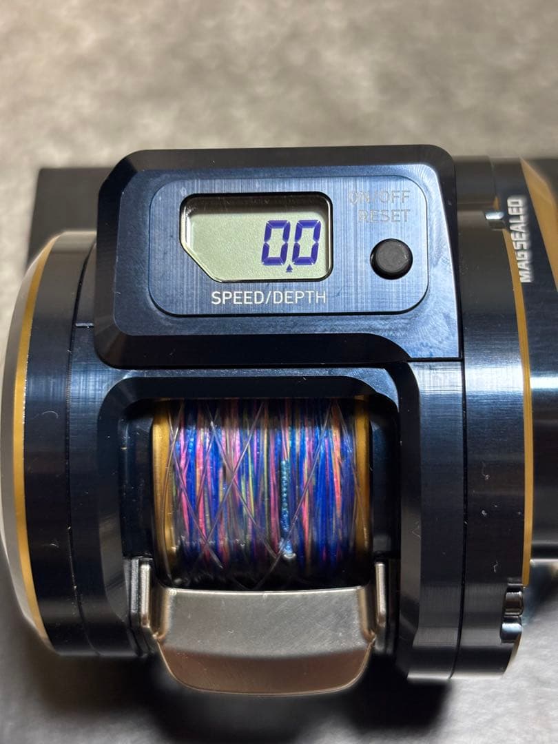 DAIWA SALTIGA IC 100 ベイトリール右巻き 新品・未使用