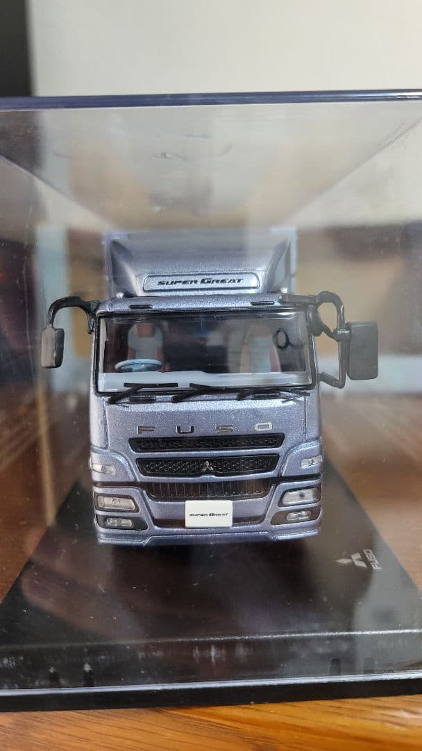 MITSUBISHI FUSO SUPER GREAT ミニカー 1/43