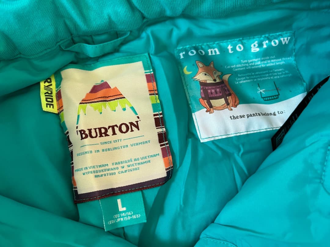 【青天時2回のみ使用の超美品！】バートン ウェア キッズ レディース グローブ付