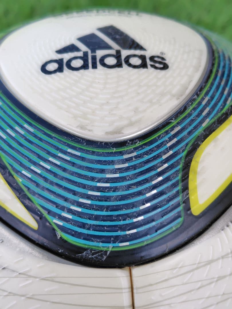 空気漏れ有り　adidas SPEEDCELL スピードセル公式球