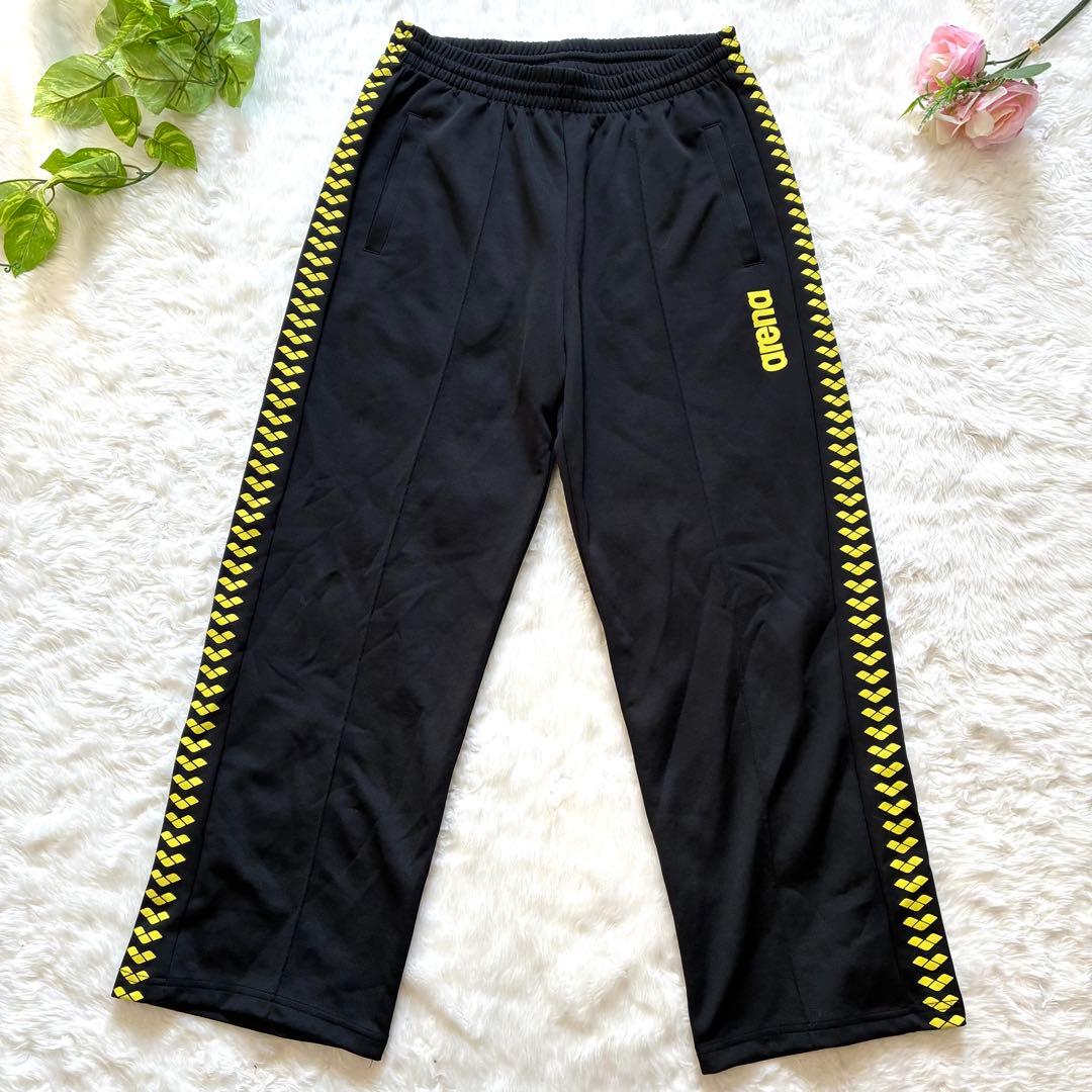 希少XL・美品✨arena ジャージ 上下セット　Oサイズ　ロゴライン　黒