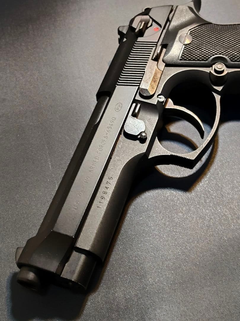 KSC M9 ABS非システム７／18歳以上用ガスブローバックガン