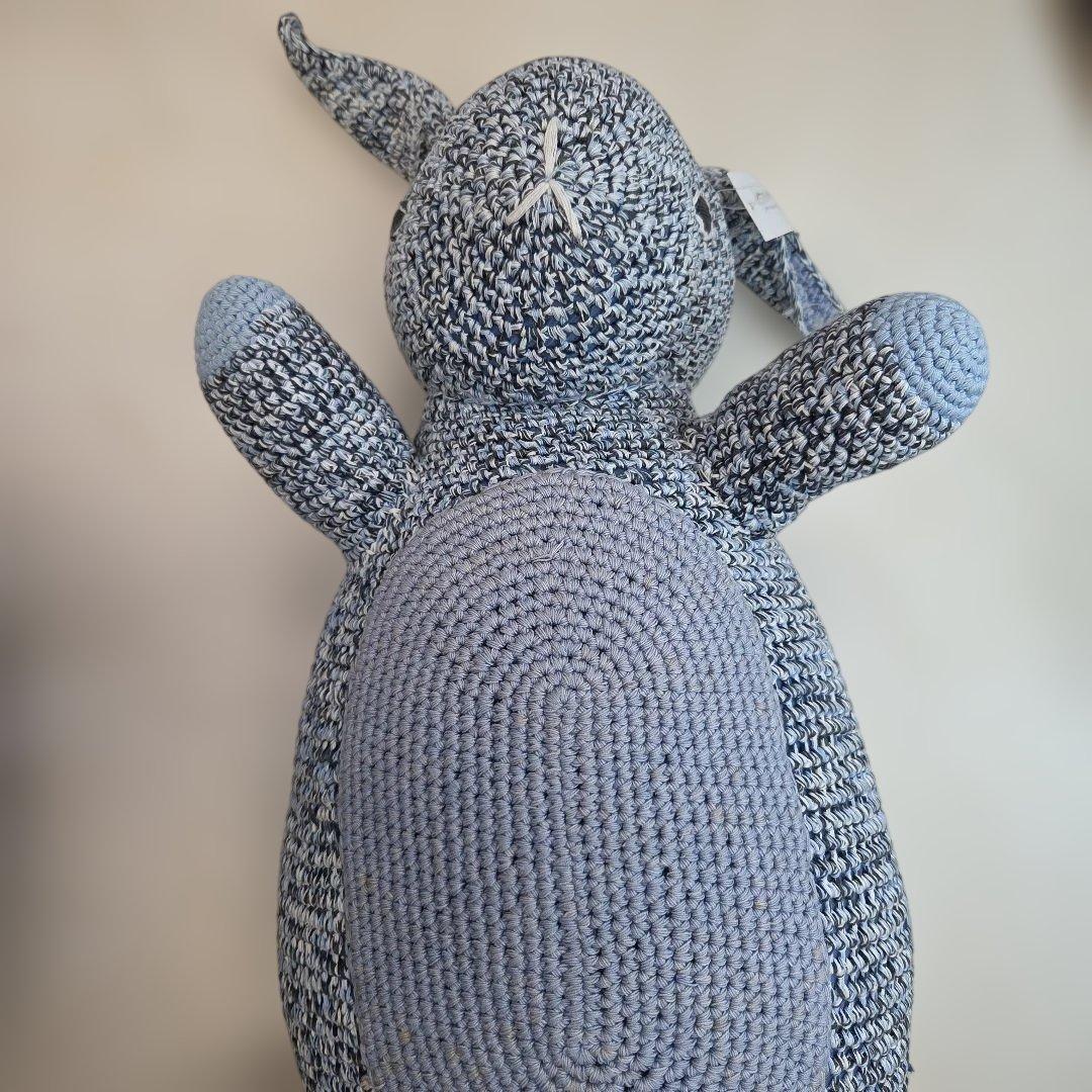 anne-claire petit 巨大編み物ぬいぐるみ