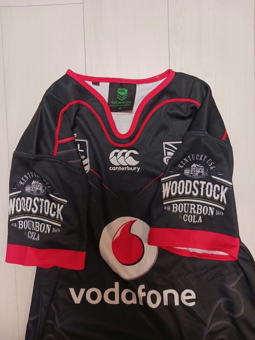 ラグビーNRLウォーリアーズ　ユニフォーム