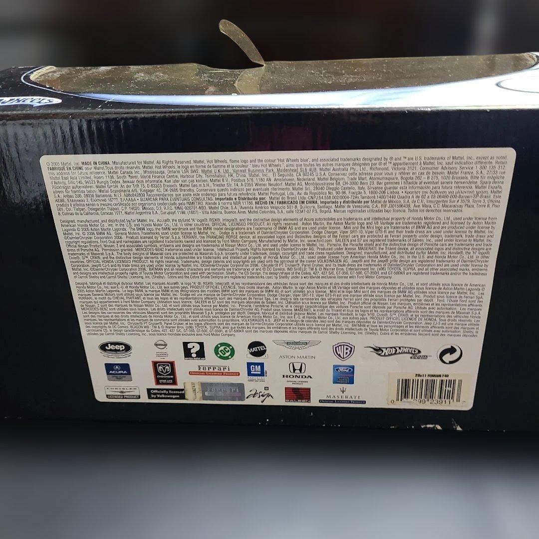 ⭐未開封　Hot Wheels フェラーリ　F40 1/18 ⭐