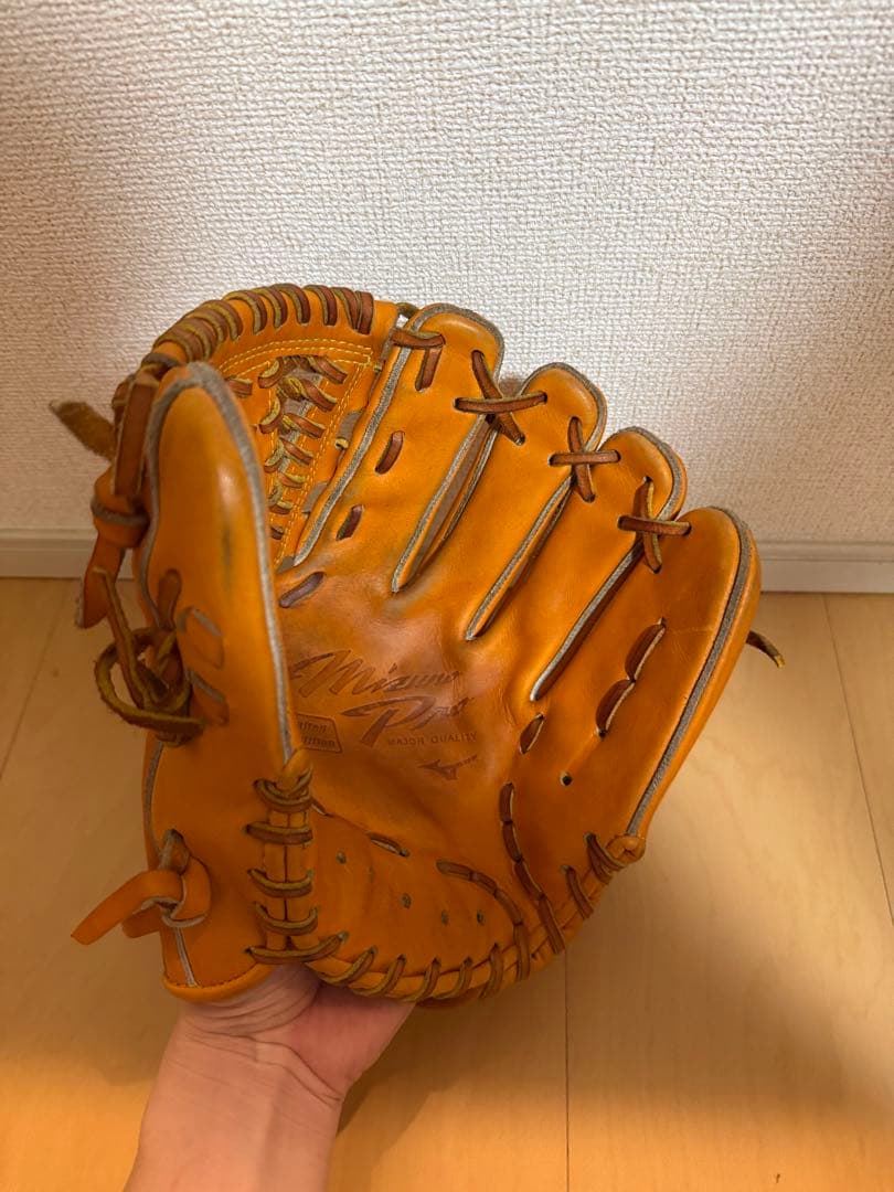 限定モデル　ミズノプロ　軟式　内野手用　クラフティッドエディション　村上型