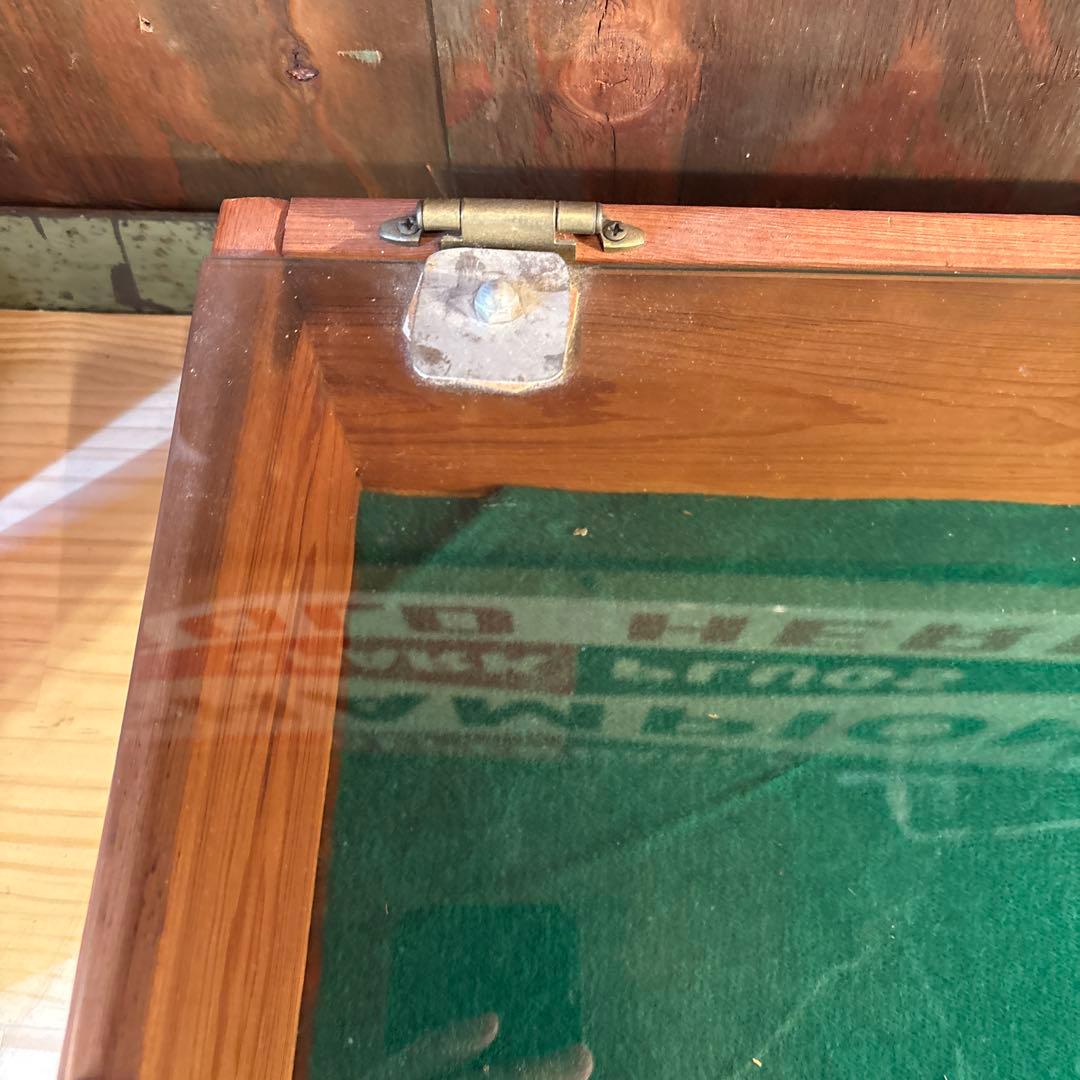 アンティーク　ショーケース　コレクション　ケース　ディスプレイ