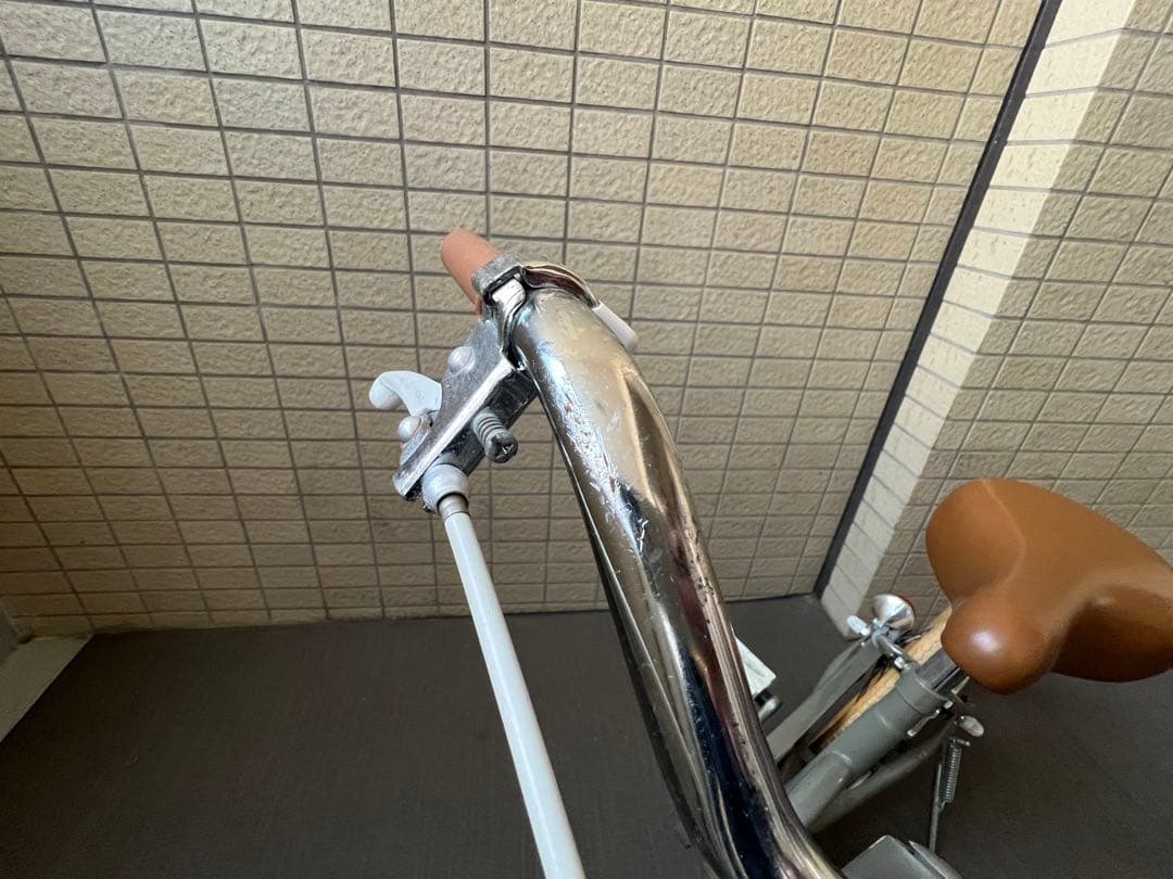 little tokyobike 限定カラー（カーキ） カゴ・補助輪付き