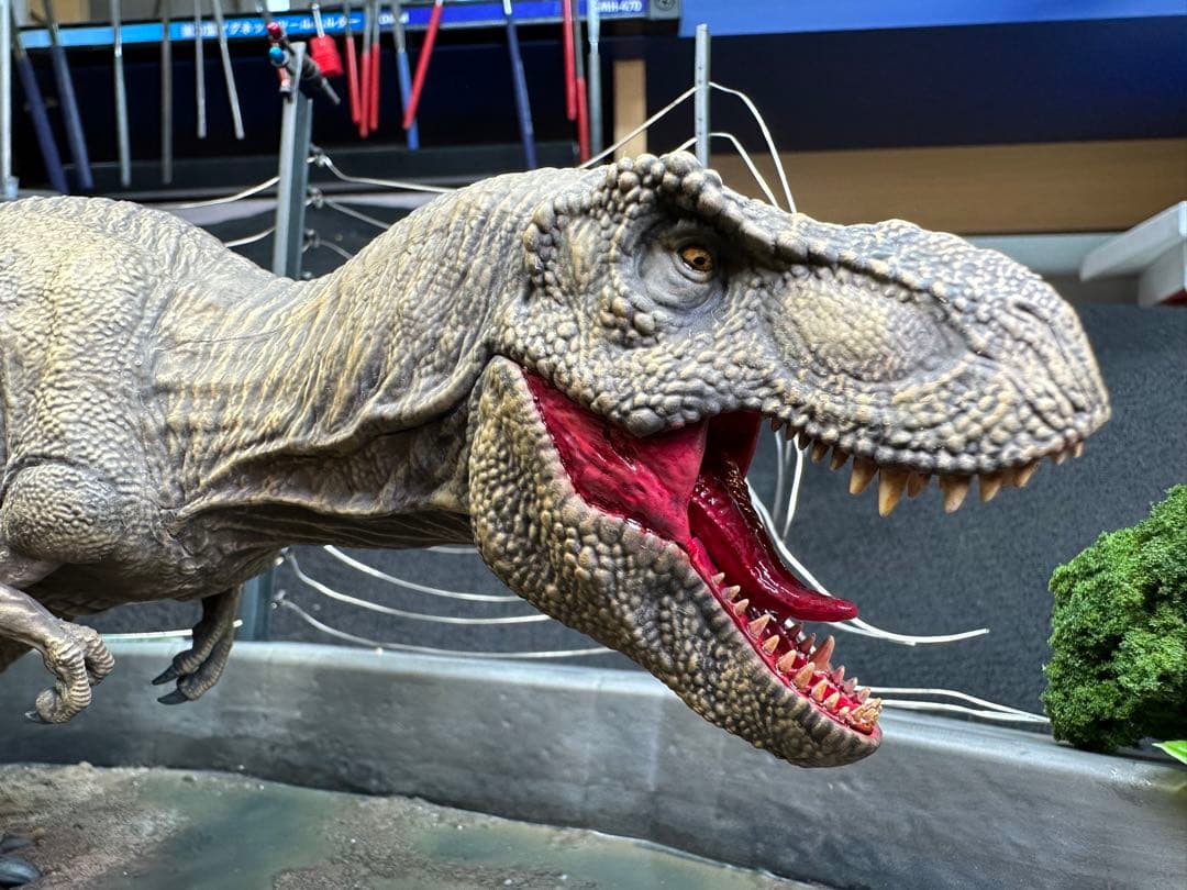 エクスプラス 1/35 ジュラシック・パーク プラモデル完成品