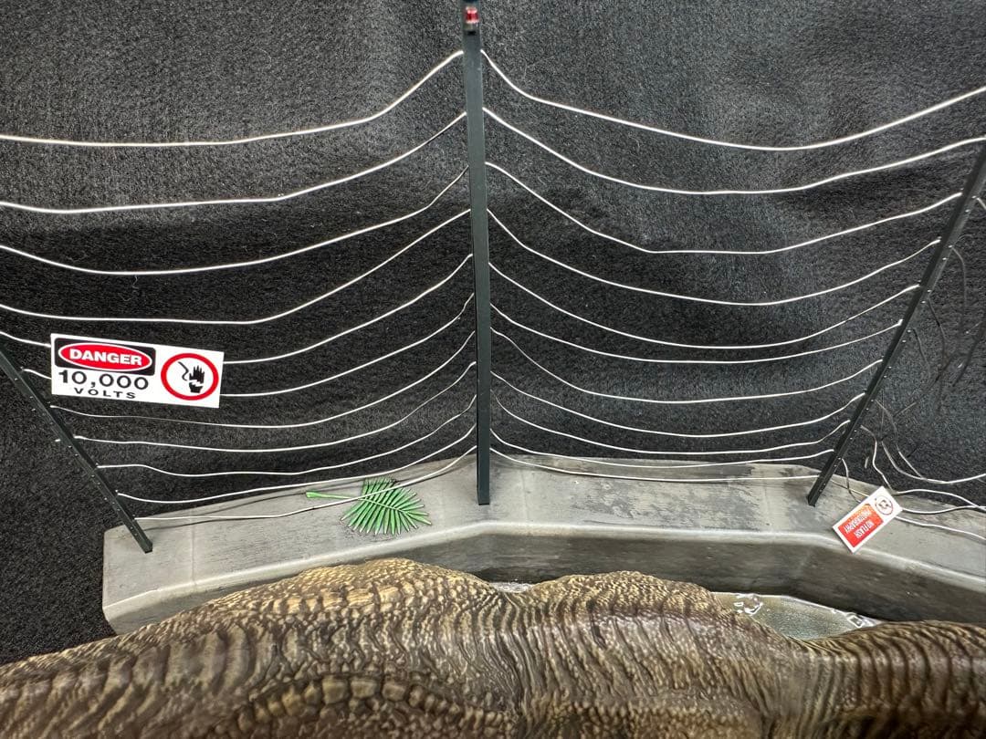 エクスプラス 1/35 ジュラシック・パーク プラモデル完成品