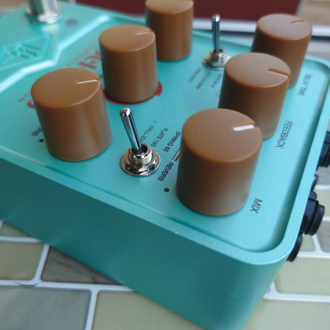 ギター UNIVERSAL AUDIO UAFX DEL-VERB