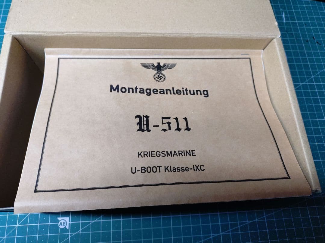 ガレージキット艦これU-551フジヤマサンカク未塗装未組み立て