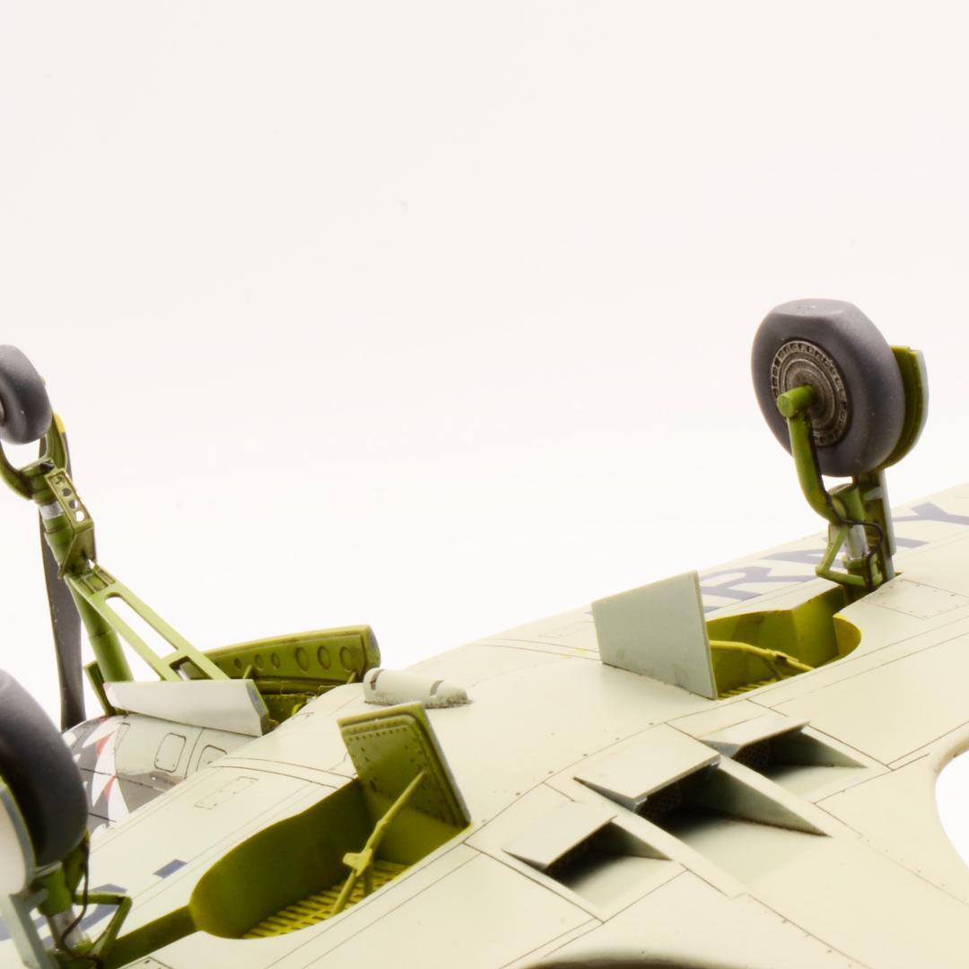 ムスタングです。1/48 P400 P51 2機セット(プラモ 完成品)