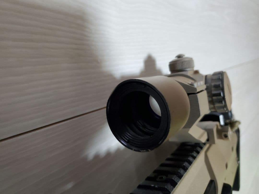 東京マルイ ガスガン MP7A2 サプレッサー等 カスタム　スペアマガジン付