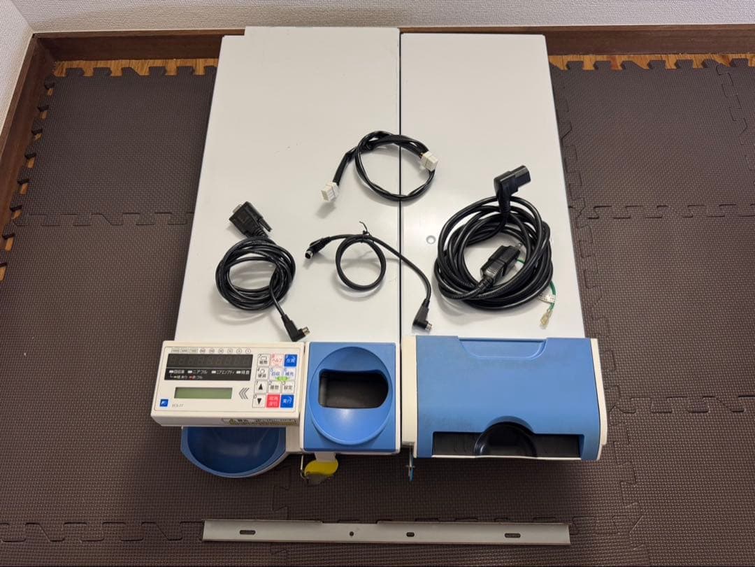 富士電機　釣銭機　ECS-77