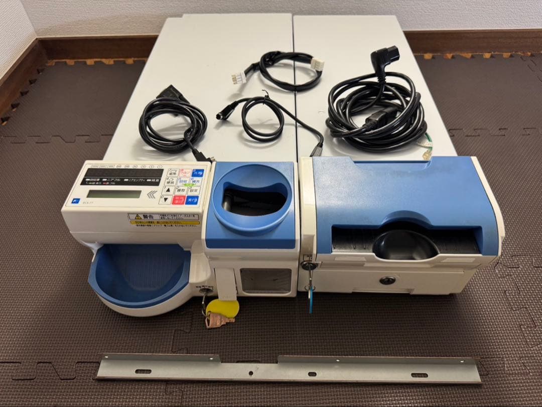 富士電機　釣銭機　ECS-77