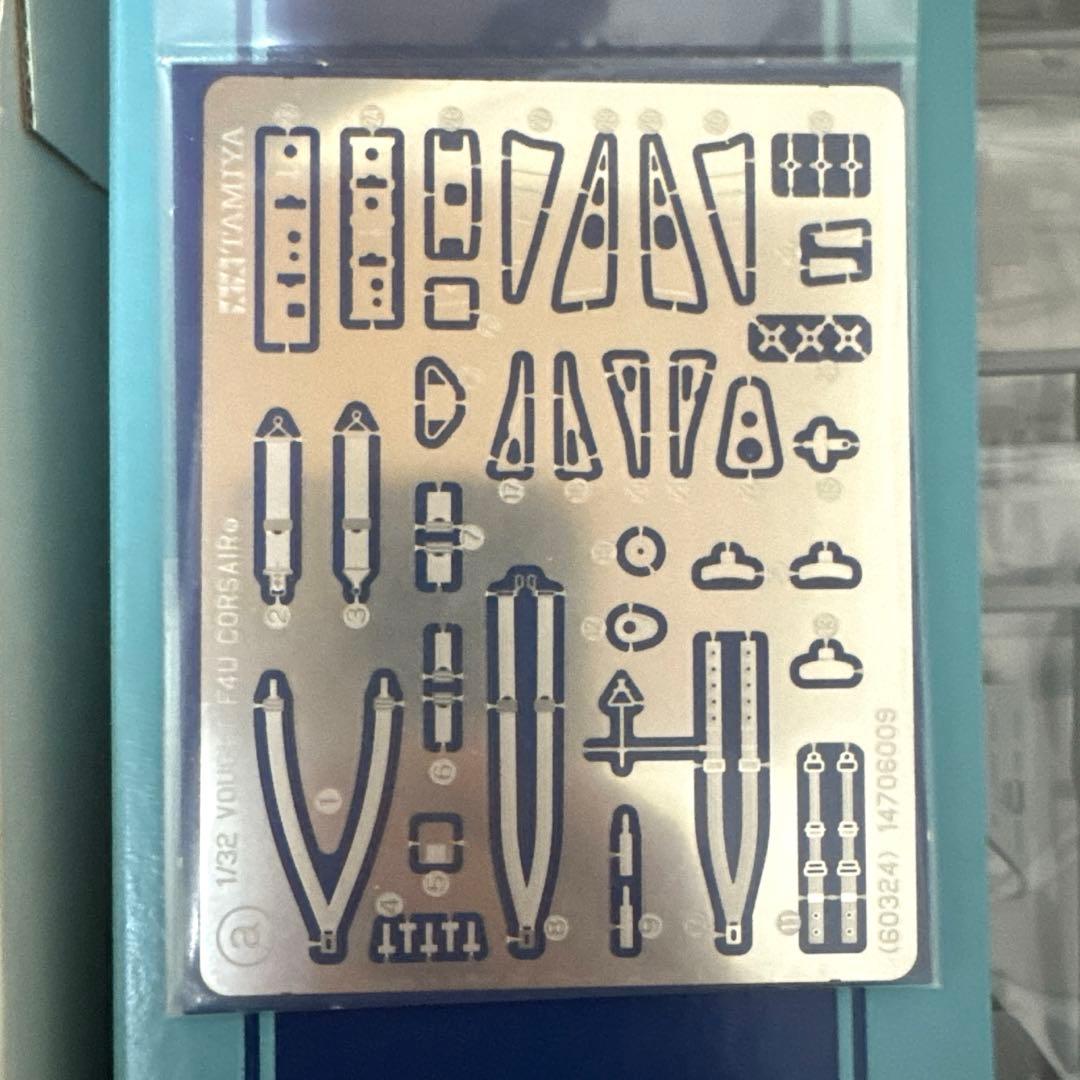 TAMIYA ヴォートF4U-1コルセア　バードゲージ