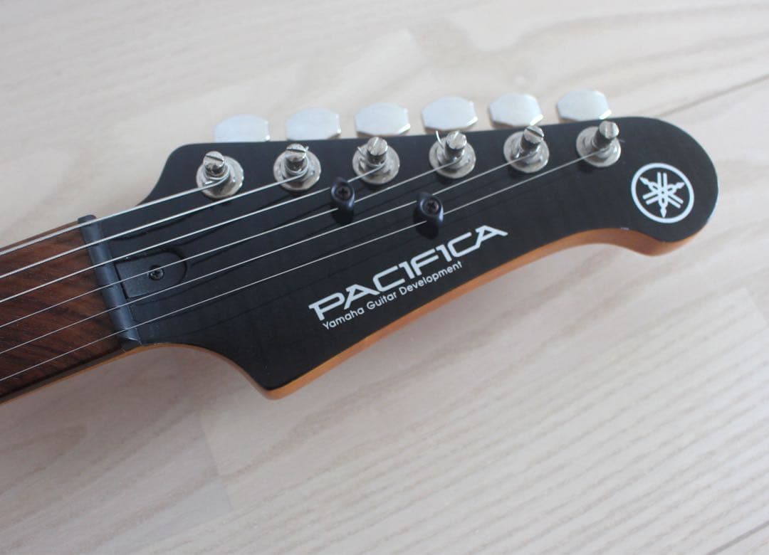 ［ぼっち・ざ・ろっく!］Pacifica612 パシフィカ PAC612 TBL