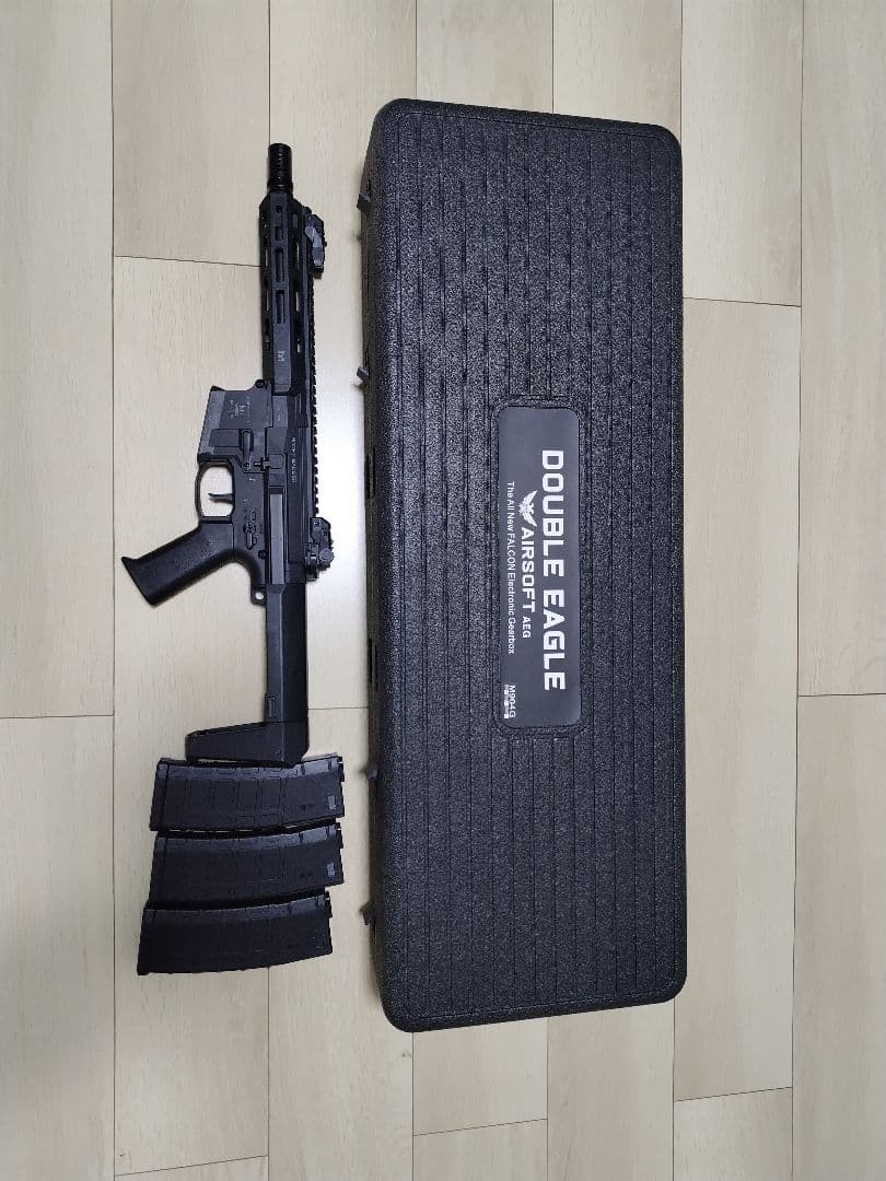 電動ガン　DOUBLE EAGLE ハニーバジャー