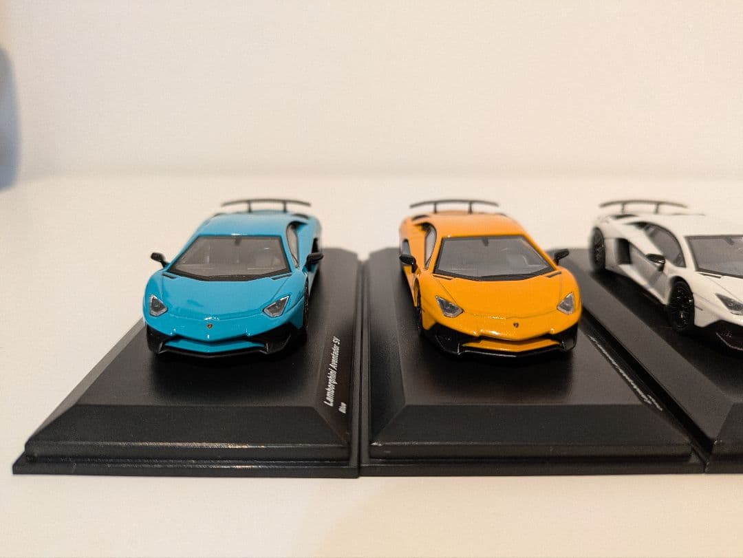 京商 1/64 ランボルギーニ アヴェンタドール SV 4台セット