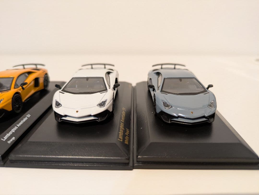 京商 1/64 ランボルギーニ アヴェンタドール SV 4台セット
