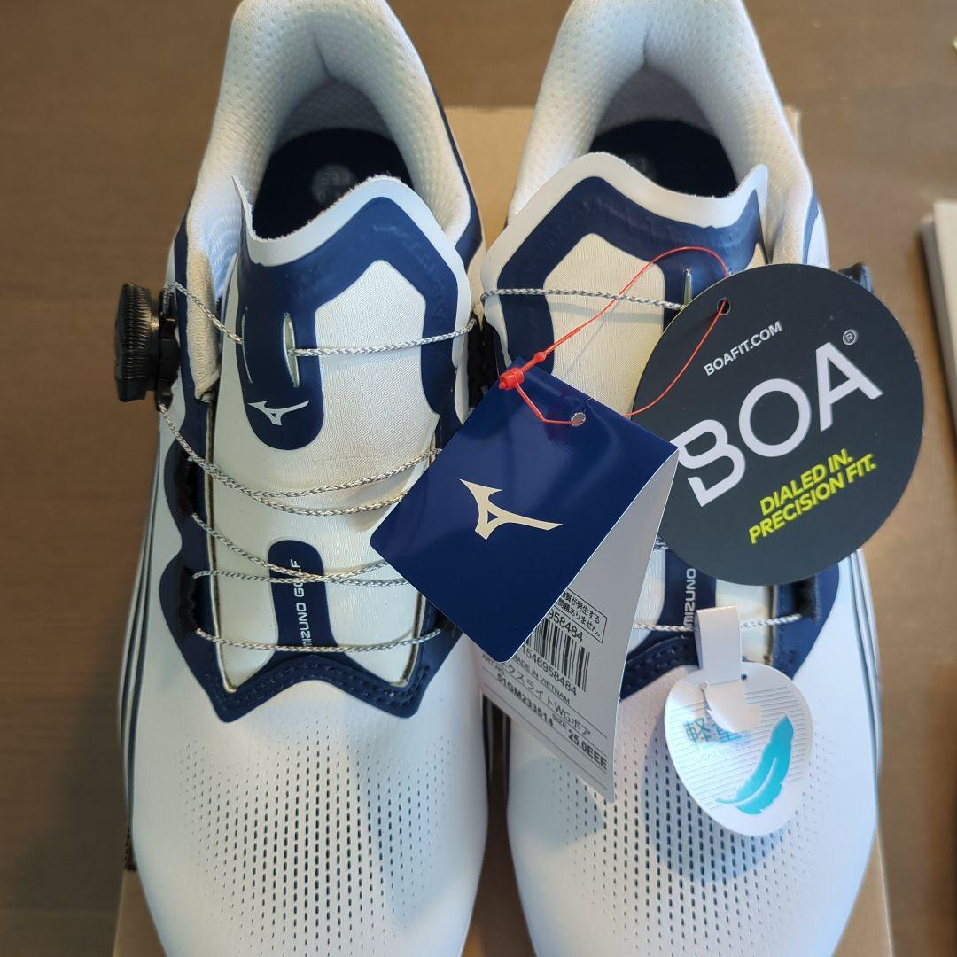 スパイクレスゴルフシューズ