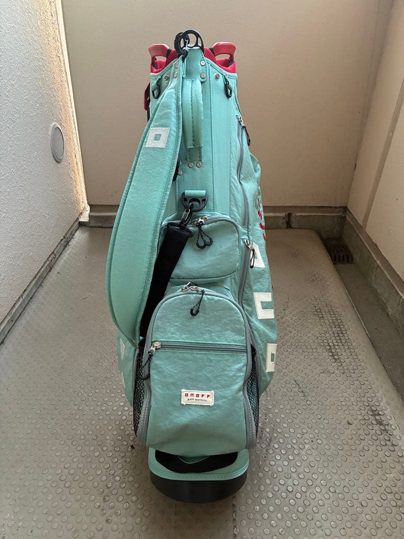 ONOFF スタンド式ゴルフバッグ ミントグリーン