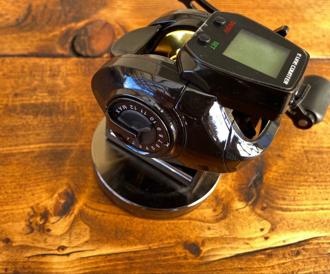 ジギングロッド　デジタルカウンター付きリール　イカメタル　スパイラル　左ハンドル